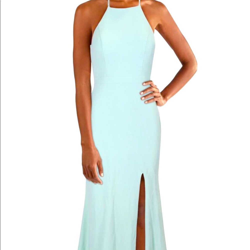 Beautiful Aqua WOMENS EMBELLISHED HALTER EVENING DRESS. Absolutely stunning!